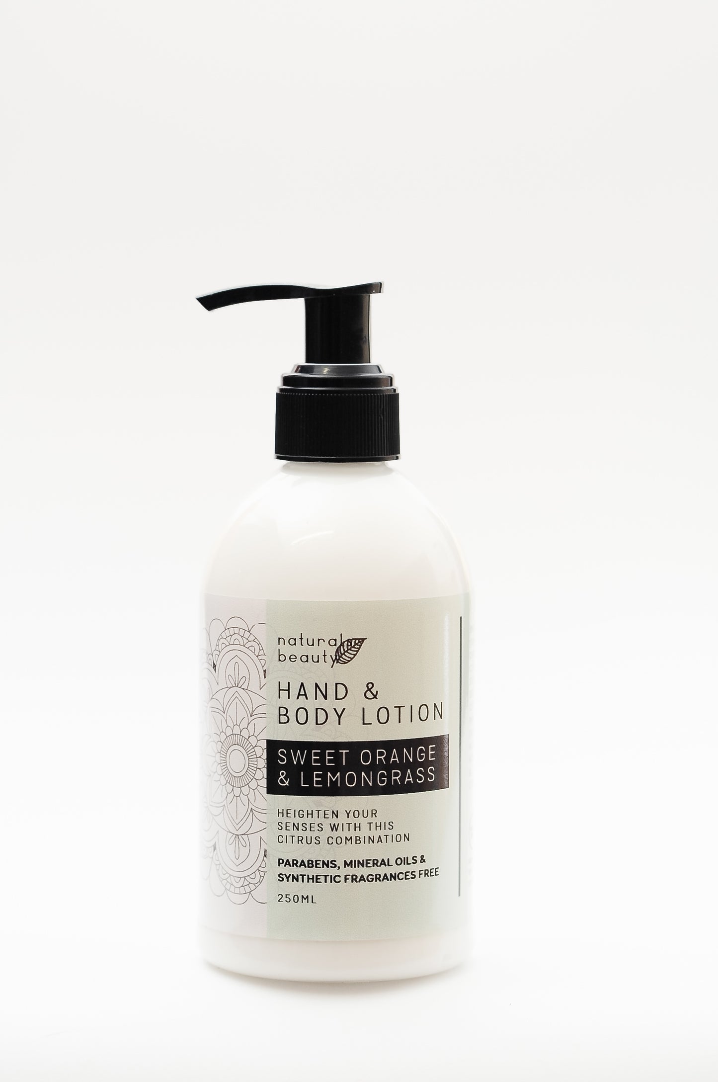 A light natural cream fragranced with sweet orange and lemongrass essential oils. Can be used as hand cream&nbsp;or body lotion.